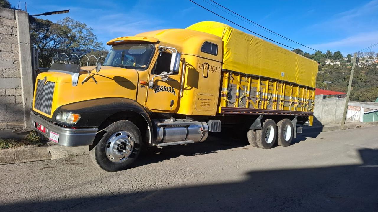Tortón amarillo 2 de Transportes García Jiménez